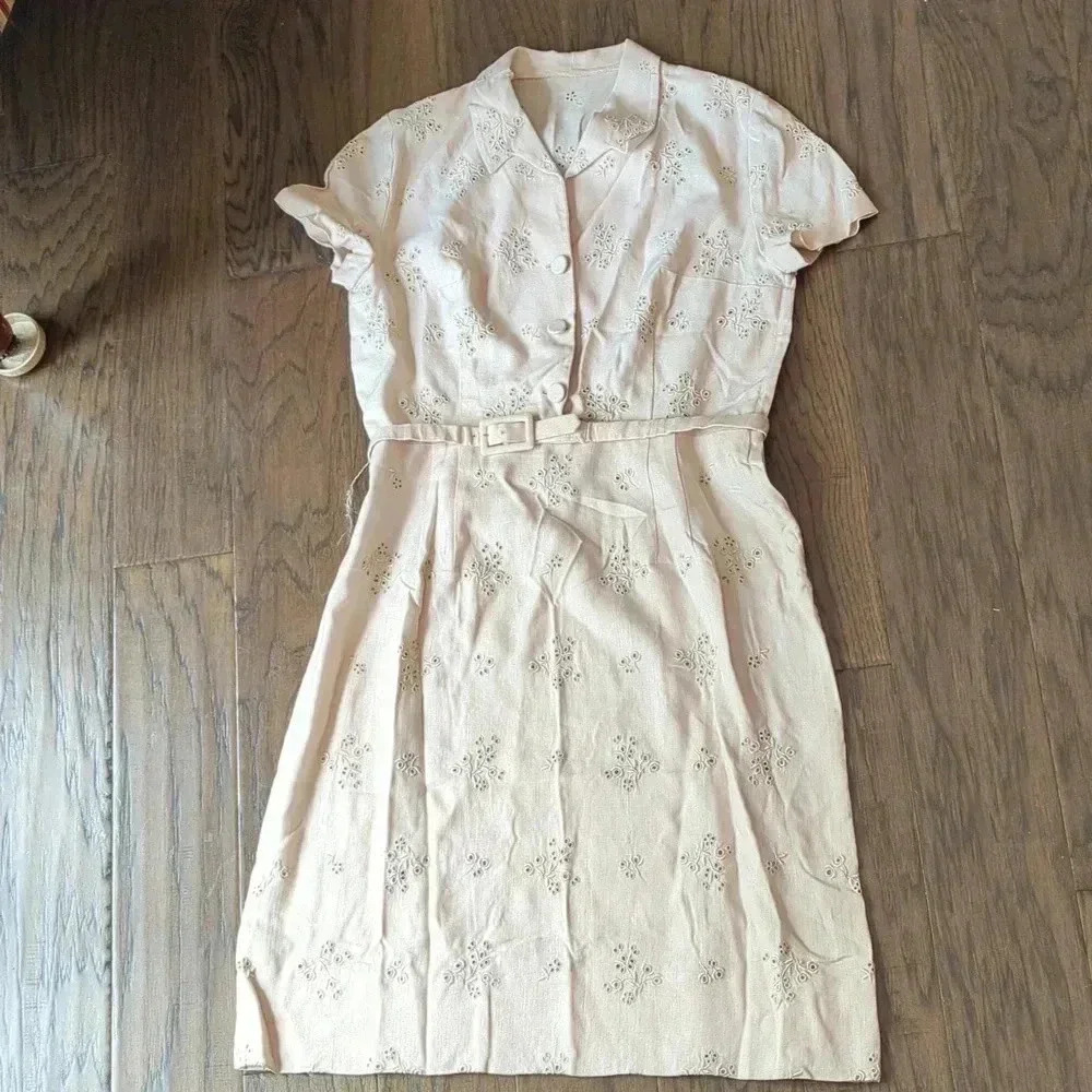Mediterranean Vintage Linen Dress - Picture 3 of 15